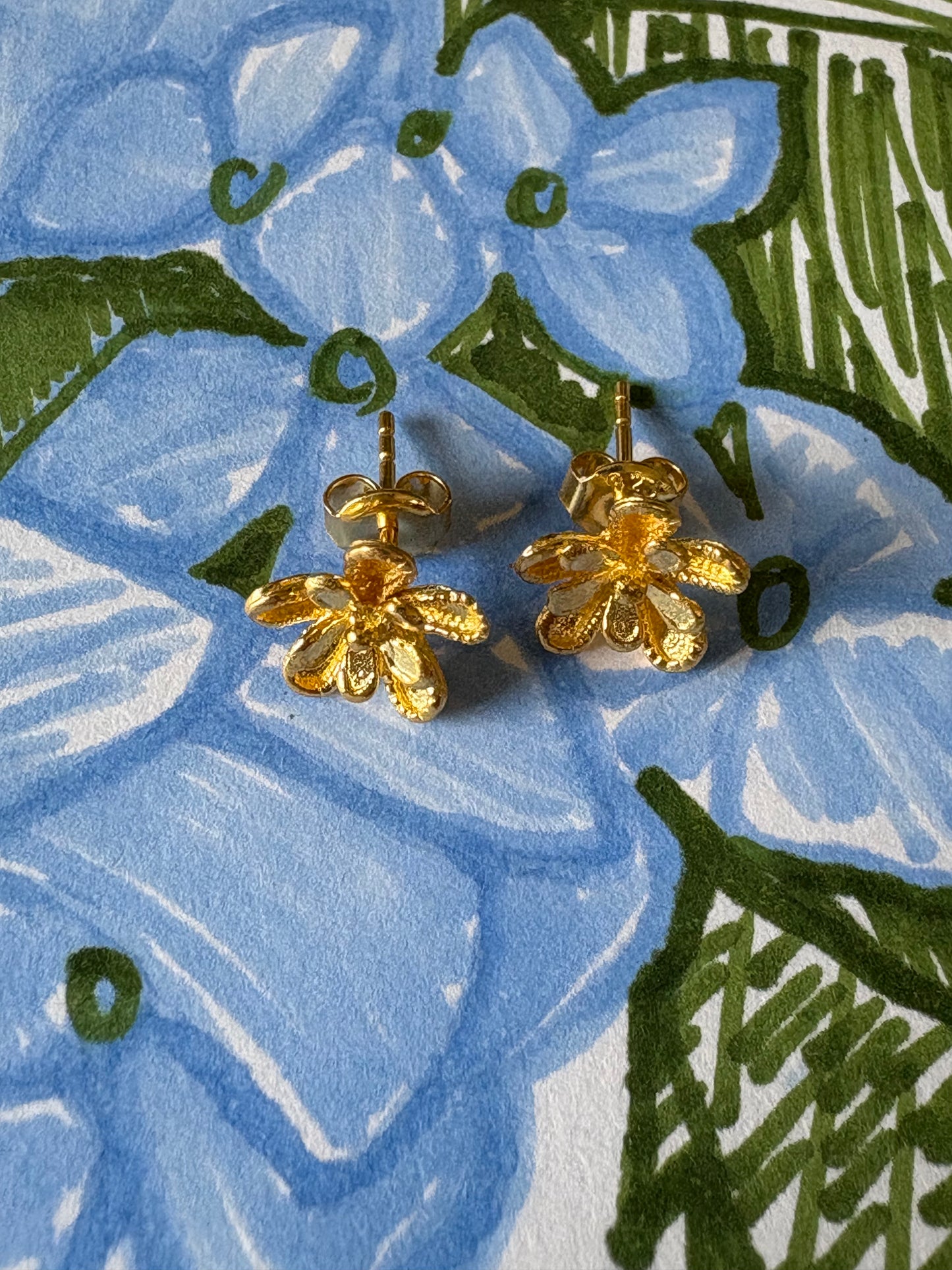 Flor Stud Earrings