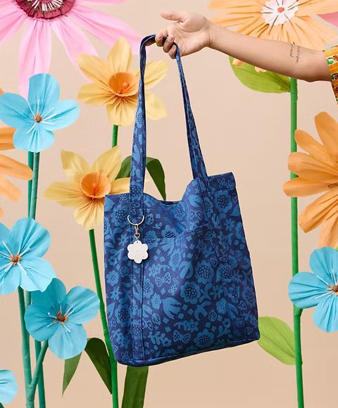 Togetherness Everyday Tote - Togetherness Tapestry