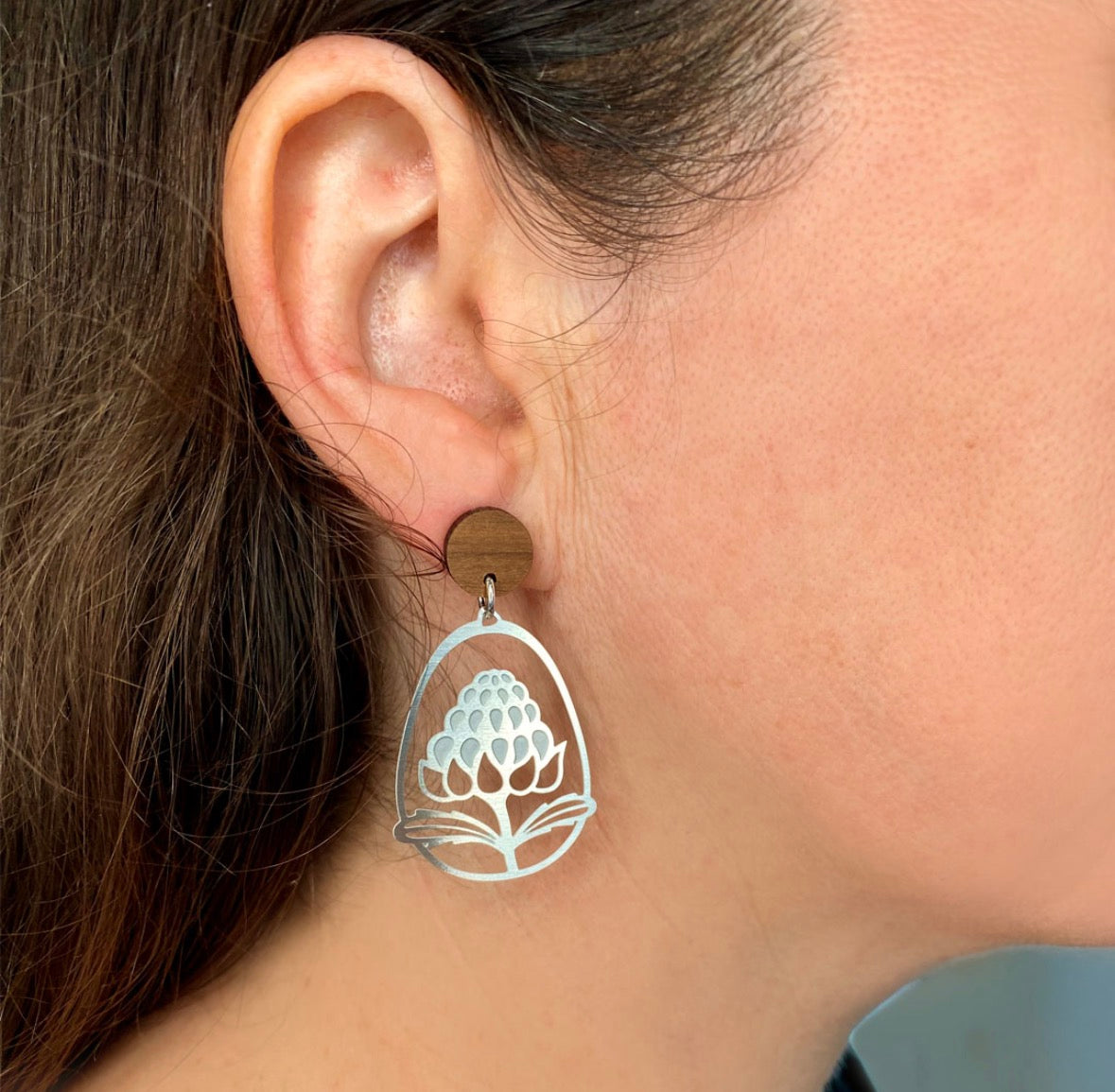 Go Do Good Stud Earrings - Waratah