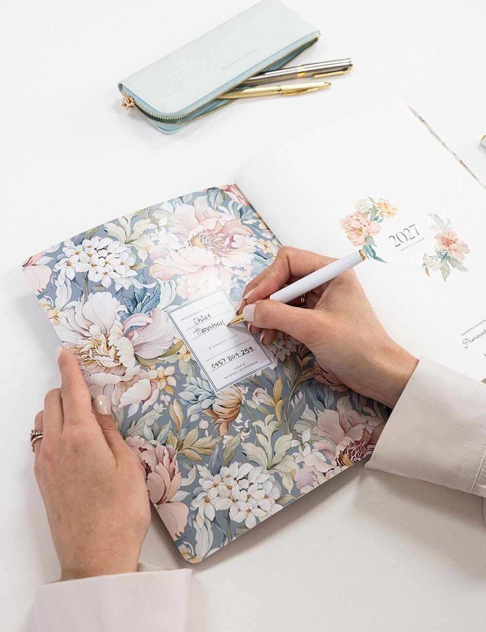 2027 Weekly Calendar Notebook - Promenade