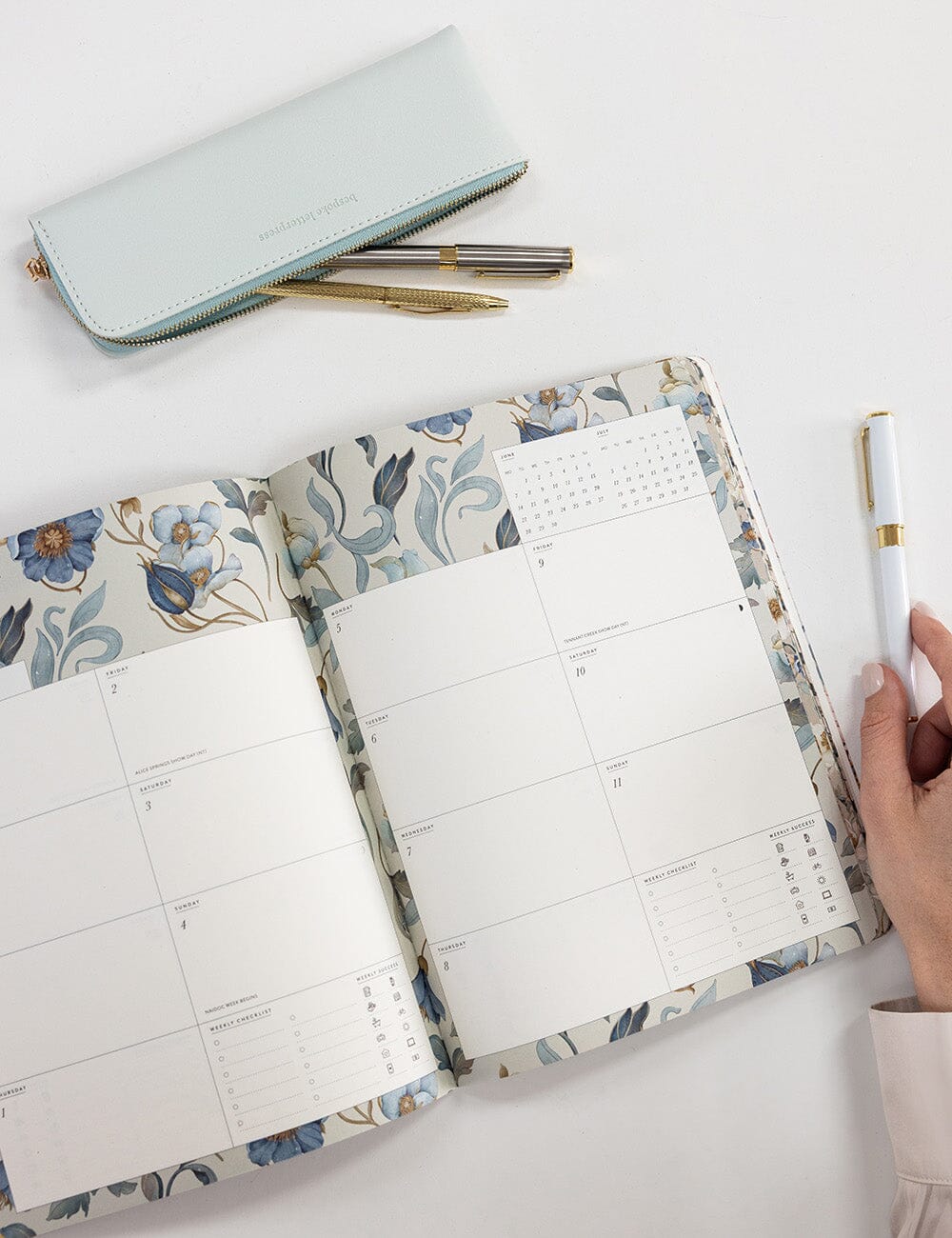 2027 Weekly Calendar Notebook - Promenade