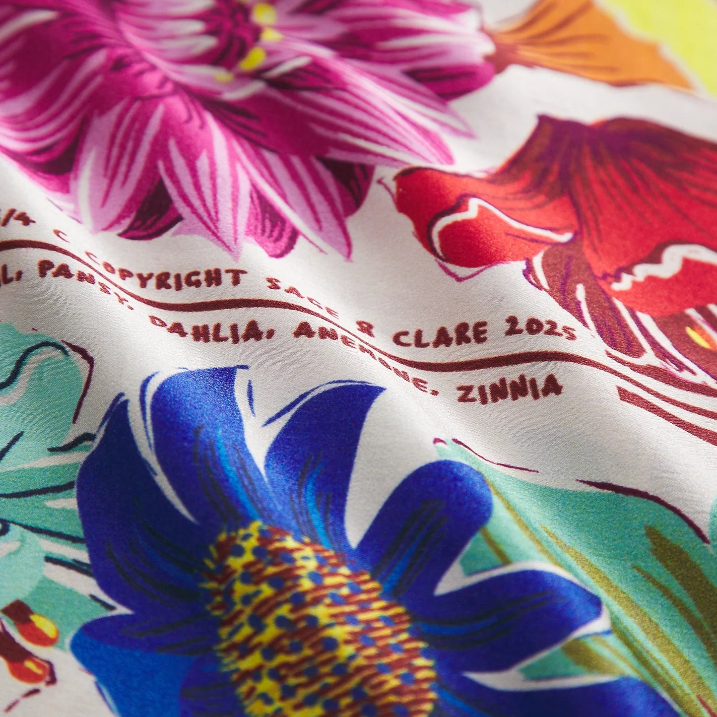 Ines Silk Pillowcase - Porcelain