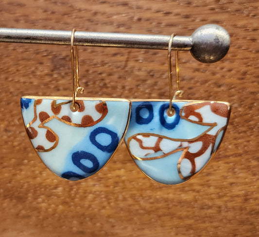 D Shaped Abstract Earrings